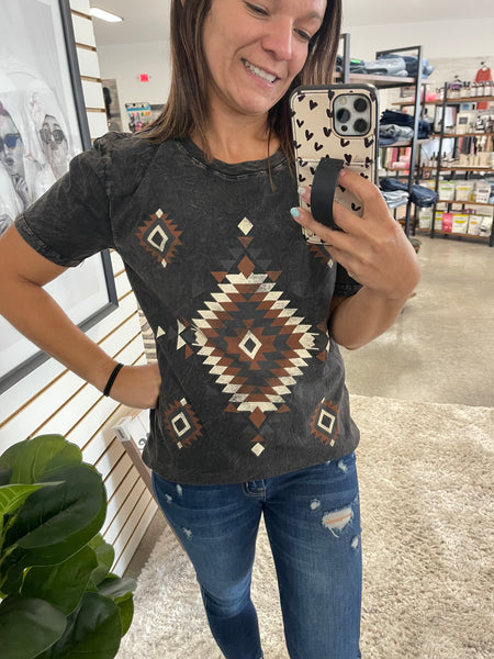 TRIBAL PATTERN MINERAL GRAPHIC TEE - Black