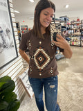 TRIBAL PATTERN MINERAL GRAPHIC TEE - Brown