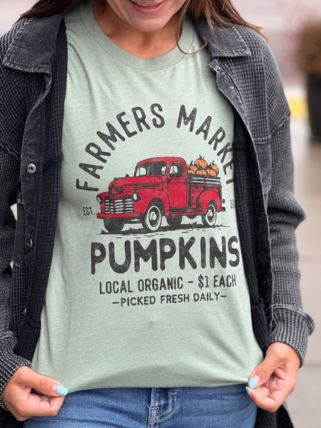 FARMERS MARKET PUMPKINS Graphic T-shirt