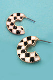 DOUBLE SIDED CHECKER DESIGN HOOP EARRINGS