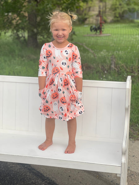 Pumpkin Peekaboo 3/4 Sleeve Pocket Twirl Dress