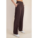 CRINKLE WOVEN STRAIGHT TROUSER - Espresso