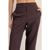 CRINKLE WOVEN STRAIGHT TROUSER - Espresso