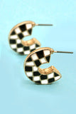 DOUBLE SIDED CHECKER DESIGN HOOP EARRINGS